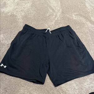 Under Armour size XL men’s athletic shorts! Great condition